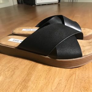 Steve Madden Black Sandals